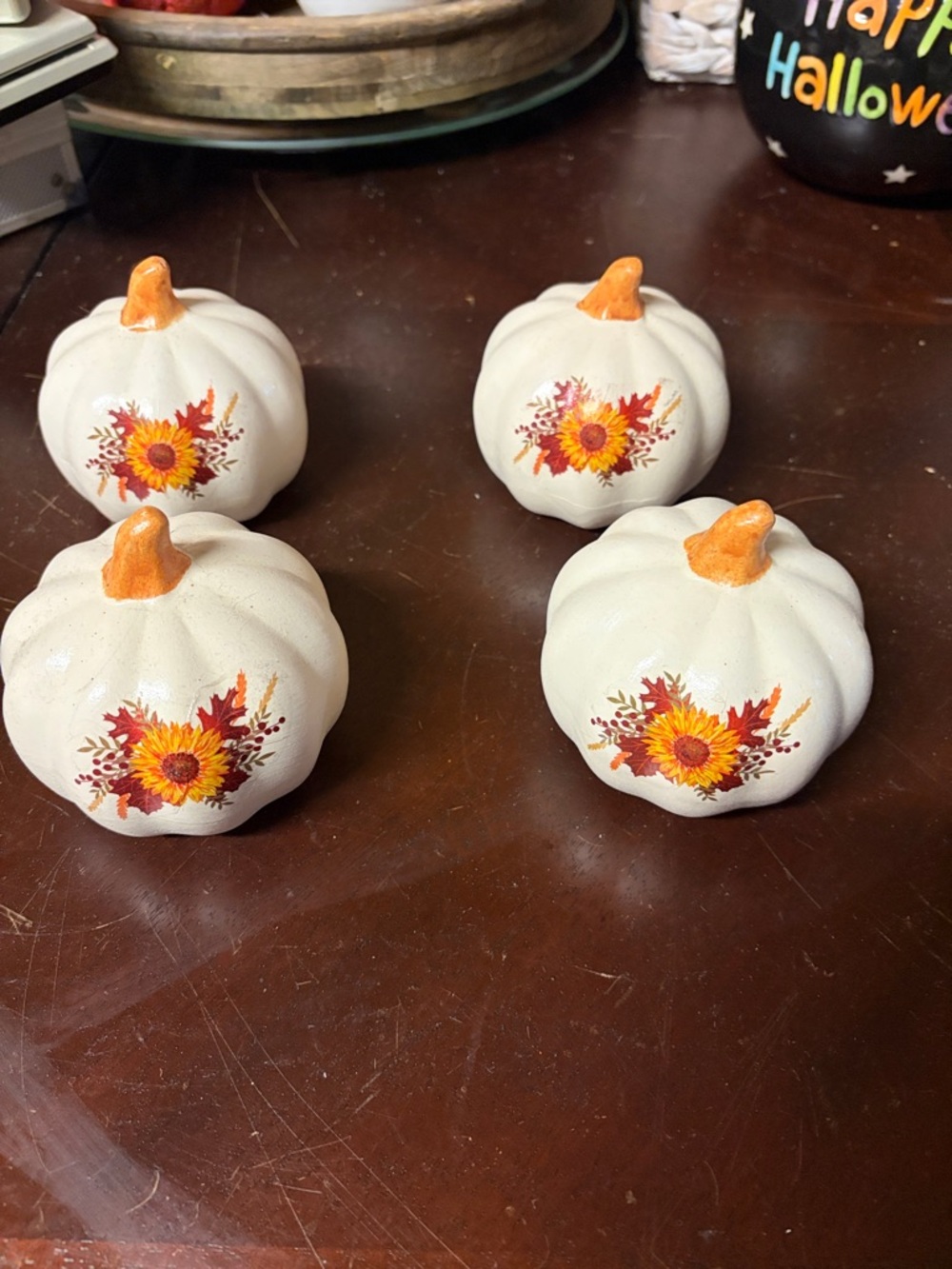 Set of 4 Cream Ceramic Mini Pumpkins with Sunflower - Picture 4 of 4